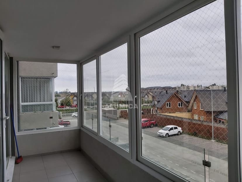 Cierre de terraza iluminado